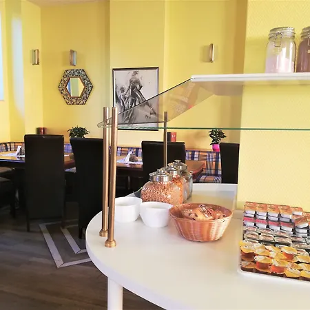 Hauptbahnhof Ξενοδοχείο Χαϊδελβέργη