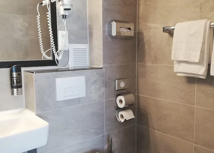 Hauptbahnhof Ξενοδοχείο Χαϊδελβέργη