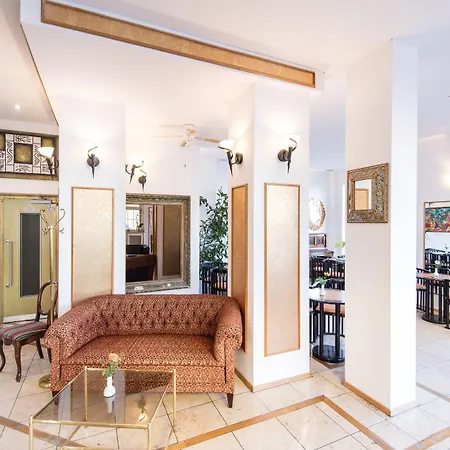 Hauptbahnhof Hotel 3*