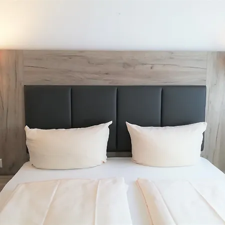 Hauptbahnhof Hotel 3*