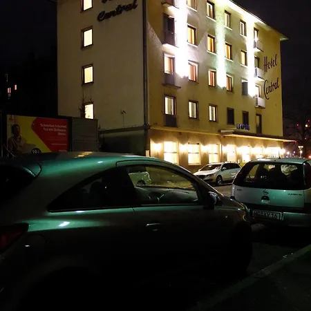 Hauptbahnhof Hotel 3*