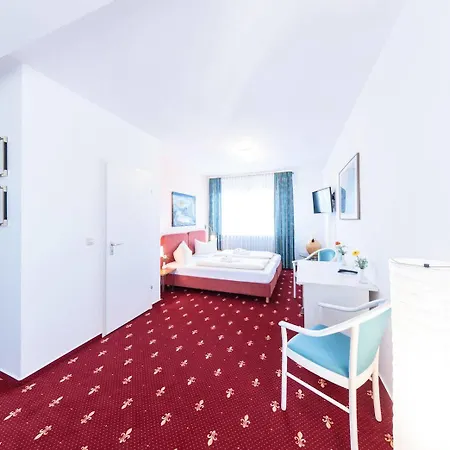 Hauptbahnhof Hotel