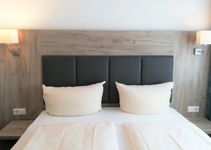 Hauptbahnhof Hotel 3*